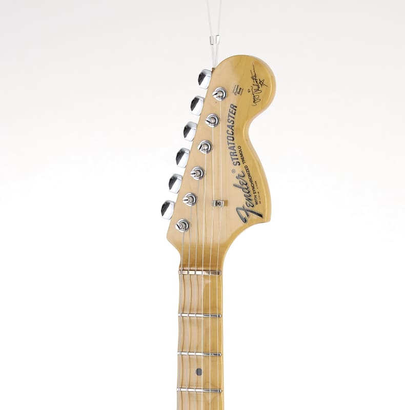 Fender Japan ST68 185YM Yngwie Malmsteen Signature 19972000 Fender Japan ST68 185YM Yngwie Malmsteen Signature 19972000