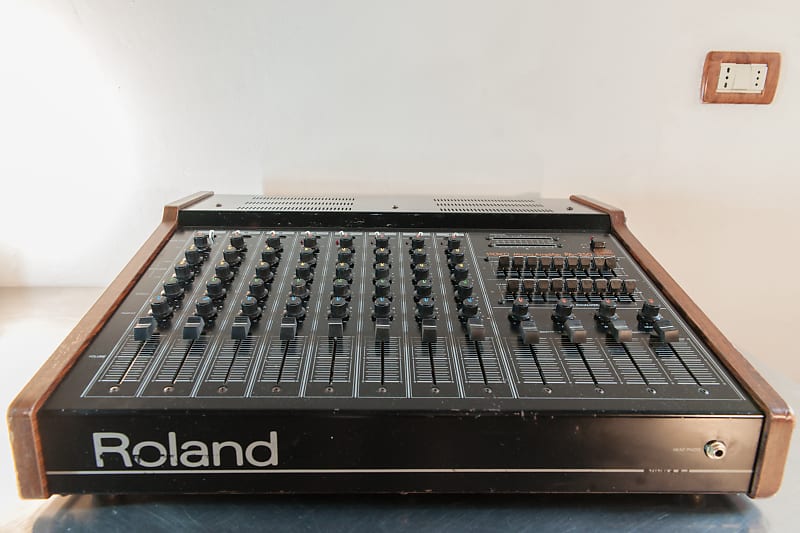 Roland PA Stereo Mixer 250 with Spring Reverb Reverb