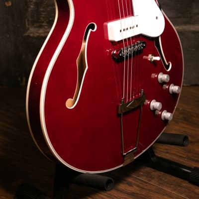 Vox Bobcat V90 Cherry Red Semi-Hollow Electric Guitar image 5