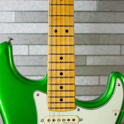 Fender Player Plus Stratocaster HSS with Maple Fretboard - Cosmic Jade image 3