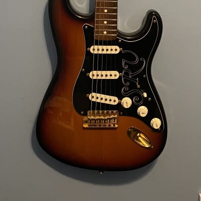Fender Stevie Ray Vaughan Stratocaster with Pau Ferro Fretboard 1992-1999 image 1