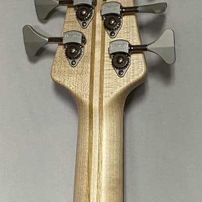 Form Factor Audio Wombat 5-string 35"scale Natural Light Alder/Buckeye Maple Top image 10