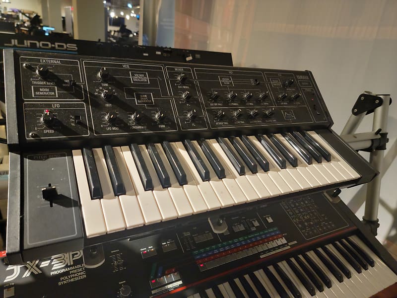 Yamaha CS-5 Monophonic Synthesizer | Reverb