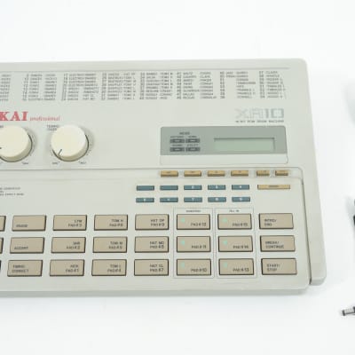 AKAI Professional XR10 16 BIT PCM DRUM MACHINE XR-10 AS-IS