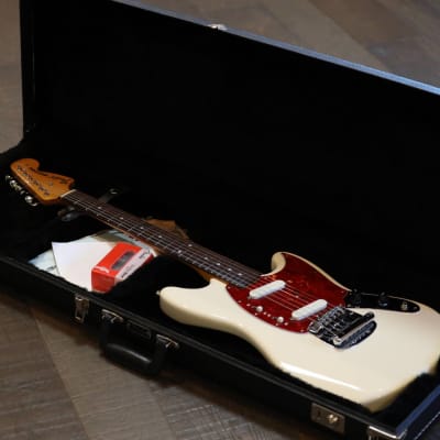 Fender Traditional Series 60s Mustang Solid Body Electric Guitar Olympic White + OHSC image 21