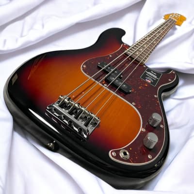 Fender AM Pro II Precision, 3-Tone Sunburst w/ Rosewood *IN STOCK* image 3