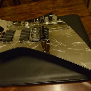 Jackson USA Custom Shop Masterbuilt NAMM Kelly KE2 Shattered