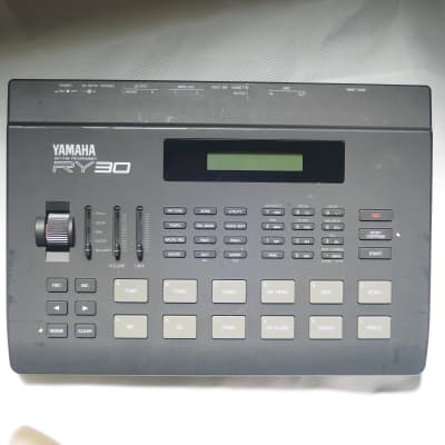 YAMAHA RY30 Rhythm Programmer 1990s