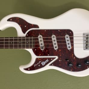RARE Left-Handed BURNS Marquee Club Series Bass Guitar / Trisonic pickups / lefty Left Handed image 2