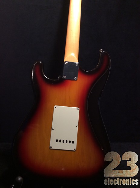 Vintage Rogue Strat 80 s Sunburst Stratocaster Harmony H 80T ST 3 Rocketeer