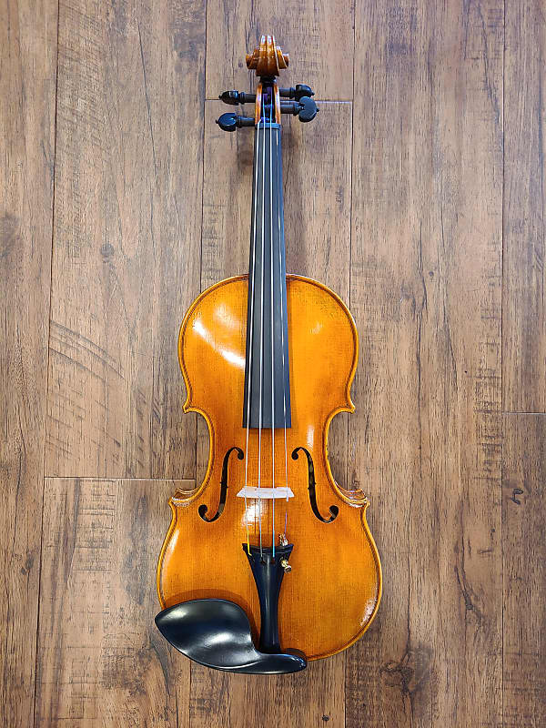 D Z Strad  Violin Model 1000 Full Size 4/4 with Dominant Strings, Bow, Case and Rosin (Full Size - 4 image 1
