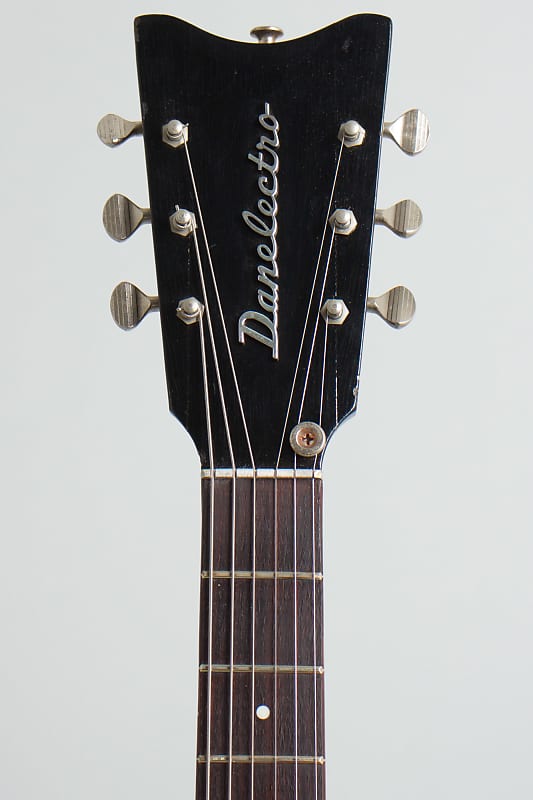 Danelectro Model 4021 Hand Vibrato Semi-Hollow Body Electric Danelectro Model 4021 Hand Vibrato Semi-Hollow Body Electric