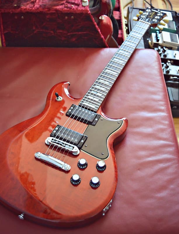 Yamaha SF-700 (1979, Red) | My Pile of Guitars & Basses