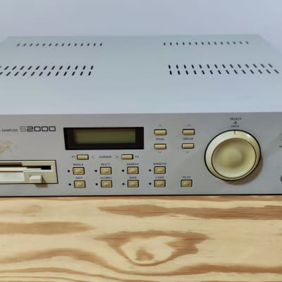 Akai S2000 MIDI Stereo Digital Sampler (Warranty)