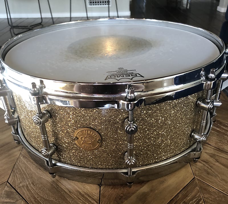 Gretsch New Classic Maple Snare 5.5x14 Gold Sparkle w/ Puresound Snare Wires