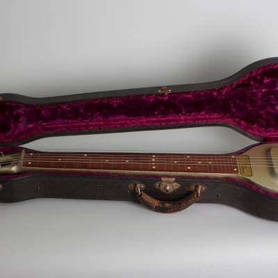 Bronson Singing Electric Lap Steel Electric with Matching Amplifier Guitar, made by National-Dobro Corp. (1935), original black hard shell case. image 10