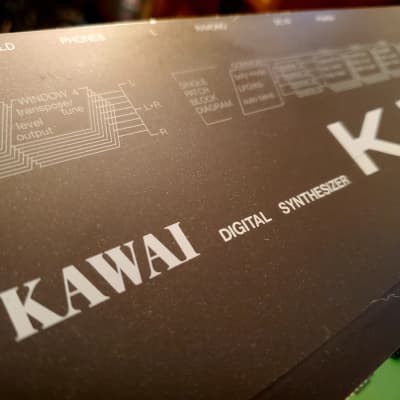 KAWAI K1 IN GREAT WORKING CONDITION BUT MISSING THE KEYBED! MUST USE WITH MIDI CONTROLLER