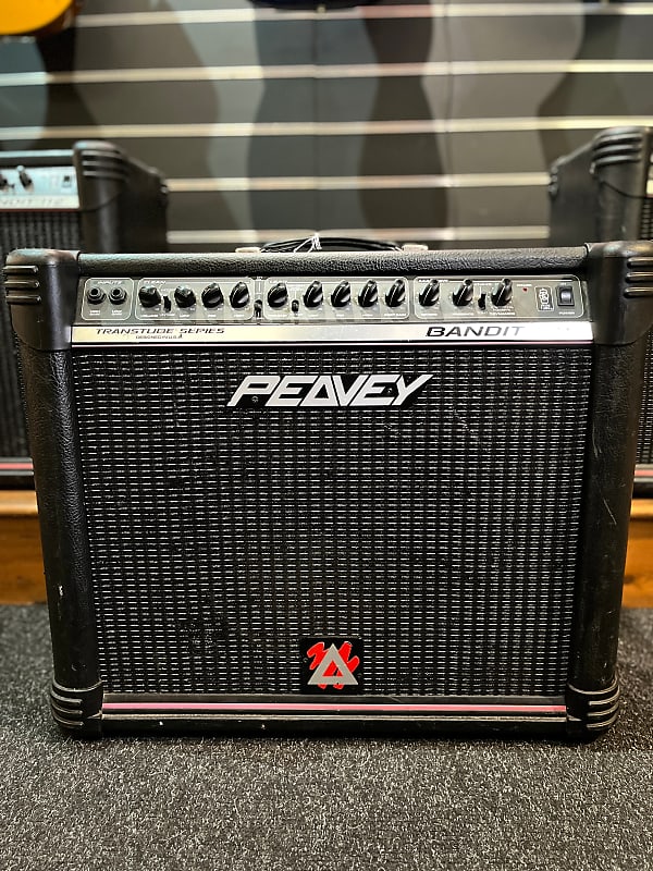 Peavey bandit store red stripe