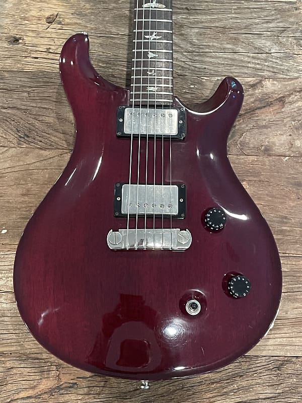 Ernie Ball MusicmanAxisシリーズの廉価コピーモデルのOLP - エレキギター