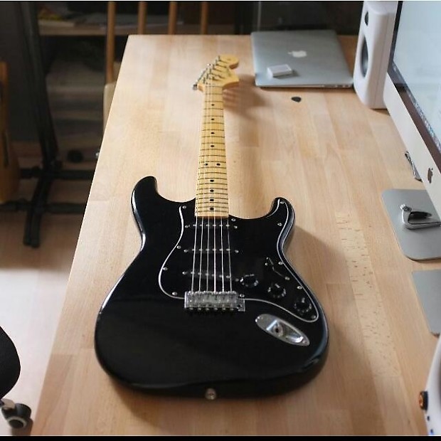 Tokai Custom Edition Stratocaster Black