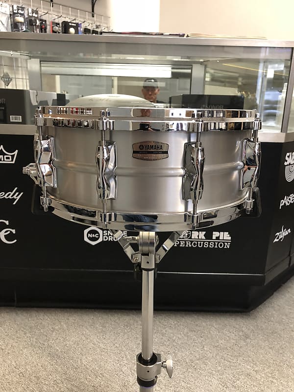 Yamaha Recording Custom Aluminum 14x5.5 Snare Drum Reverb