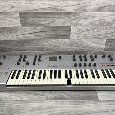Alesis Ion 49-Key Analog Modeling Synthesizer 2000s - Silver