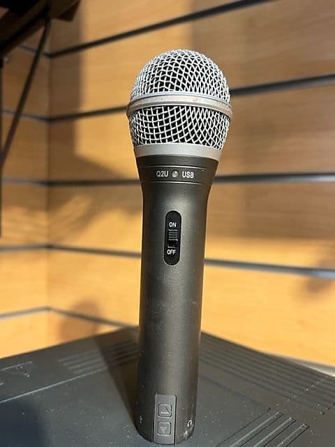 Samson Q2U USB Dynamic Microphone (San Antonio, TX)