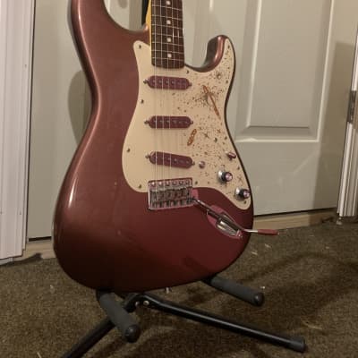 「Fender Japan ST62素材 Char風 バーガンディ レリック」 Fender Japan ST62素材 Char風 バーガンディ レリック」 Fender Japan