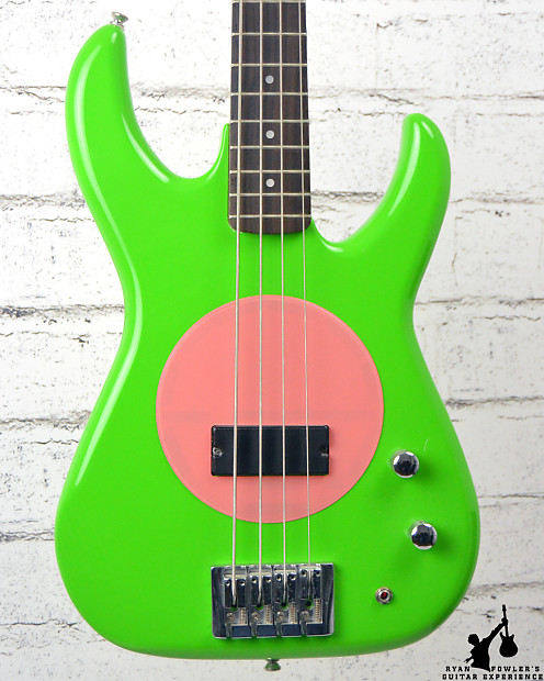 フリーベース/FREABASS MODEL32 PUNK エレキベース FleaBass Model32 [Demo] - YouTube