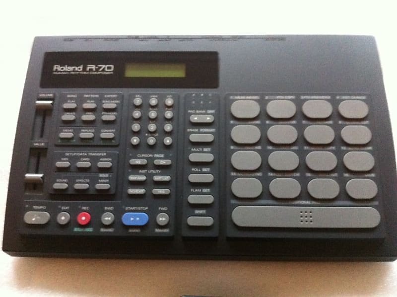 Roland R-70 Drum Machine / brand new replaced battery image 1