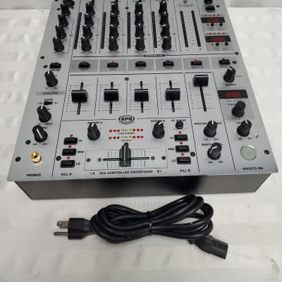 BEHRINGER DJX700 5-CHANNEL PROFESSIONAL DJ MIXER WITH