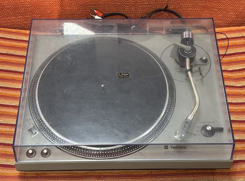 Technics SL-1500 Manual direct-drive turntable  			