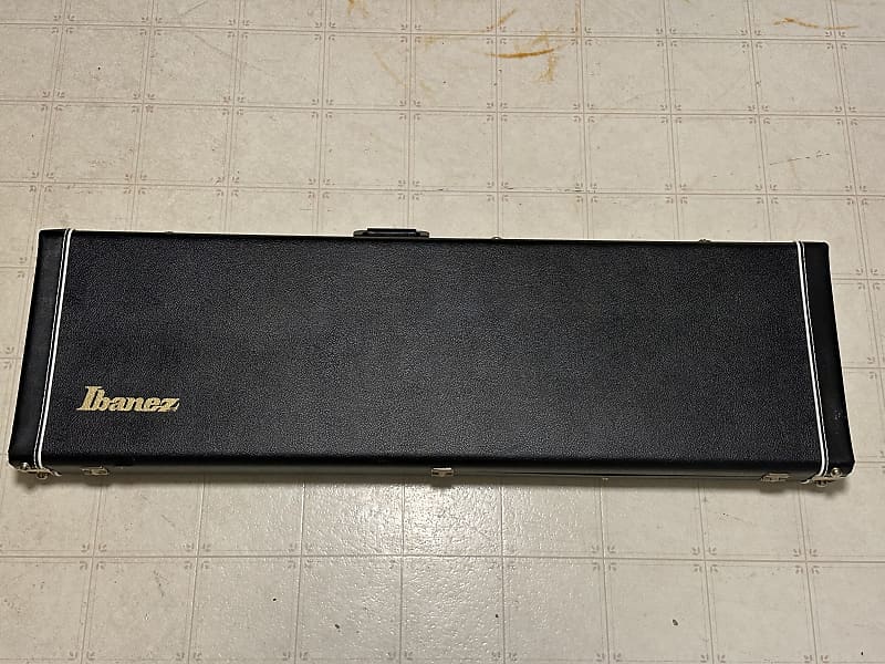 Ibanez Bass Case - Black/Gold/Brass (discontinued) image 1