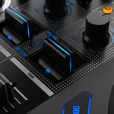 Reloop Mixon 8 Pro 4-channel DJ Controller image 18