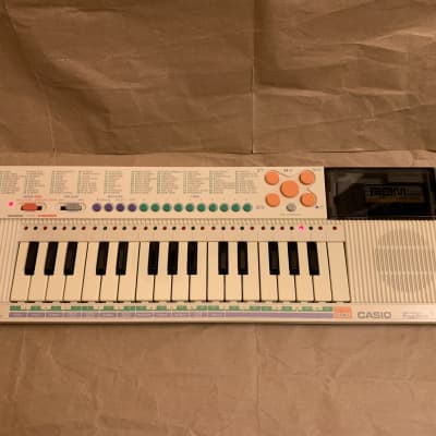 Casio  Tone Bank PT-88 32Key keyboard Synth 80s - White Very Good Condition