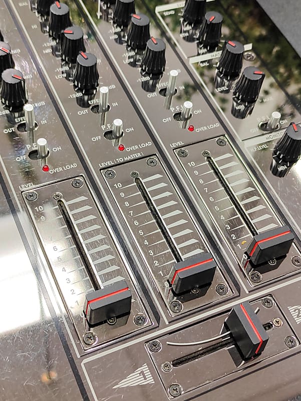 Vestax PMC-17A 3-Channel Analog DJ Mixer | Reverb