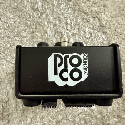 Review of the ProCo Whiteface Rat Reissue –