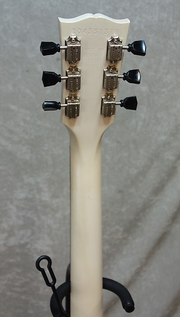 2013 USA Gibson Les Paul LPJ electric guitar in rubbed white satin