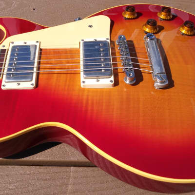 Gibson Les Paul Pre Historic Reissue Flowers Crazy Rare 1983 - Cherry Sunburst image 8