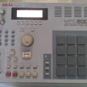 Akai MPC2000 MIDI Production Center 1997 - 2001 - Grey