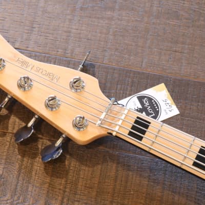 Sire Marcus Miller V7 Vintage Alder 5-String Bass Bright Metallic Red + Fender Case image 12