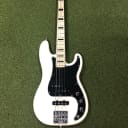 Fender FSR Deluxe Precision PJ Bass with Maple Fretboard 2018 - 2019 Olympic White