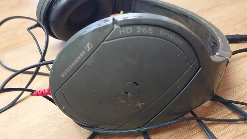 Sennheiser HD 265 linear studio headphones