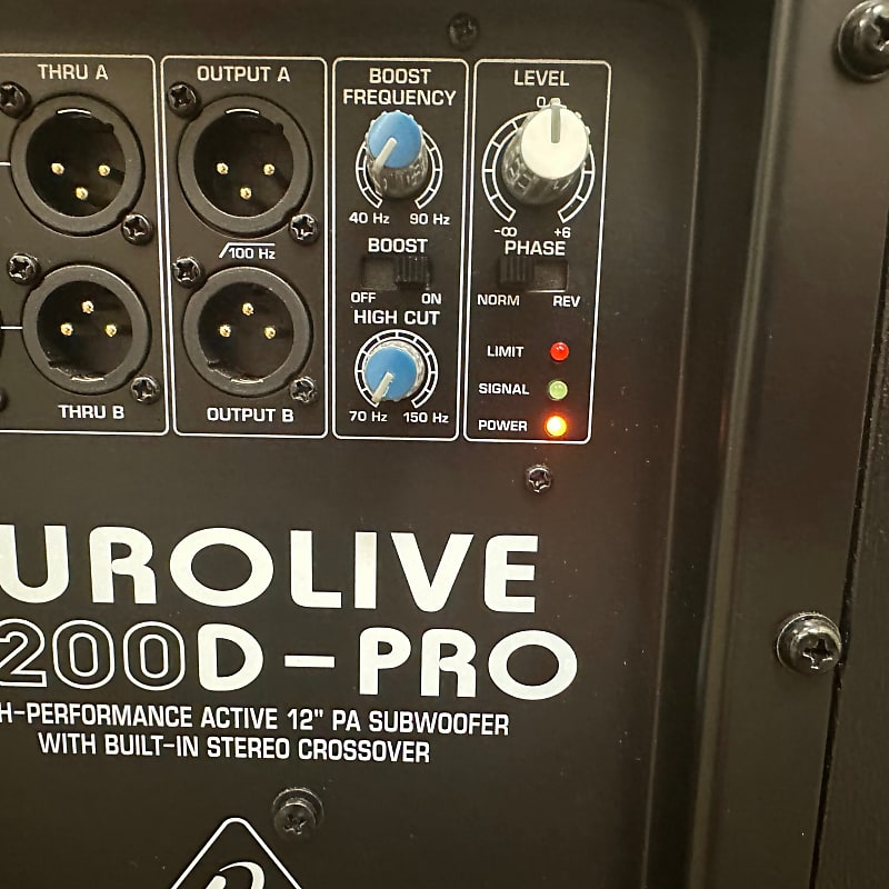 迅*ド様 Behringer Powered 500W B1200D-PRO - Amazon.com: Behringer