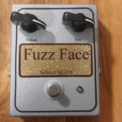 Pedal Pawn- BC108 Fuzz LTD w/ (NOS) Telefunken silicon Pedal Pawn- BC108 Fuzz LTD w/ (NOS) Telefunken silicon