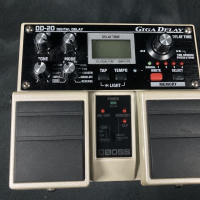 Boss DD-20 Giga Delay | Reverb