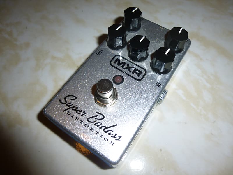 MXR M75 Super Badass Distortion