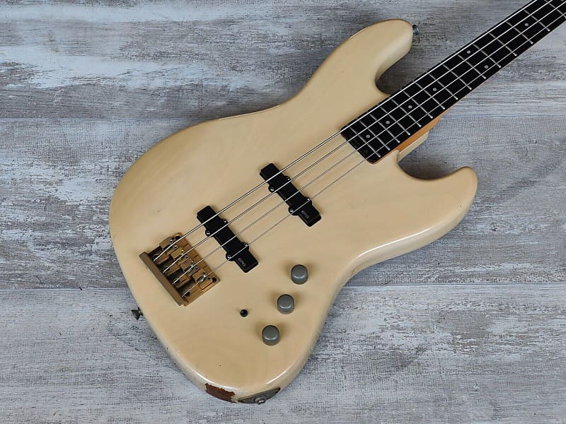 スイス製Blade Levinson JazzBassボディ/アッシュ単板 希少 スイス製