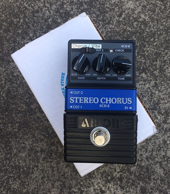 EWS Arion SCHZ Stereo Chorus / Vibe Pedal Mod Reverb