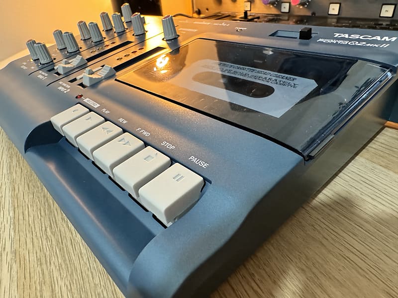 TASCAMPORTA02タスカムポータ02